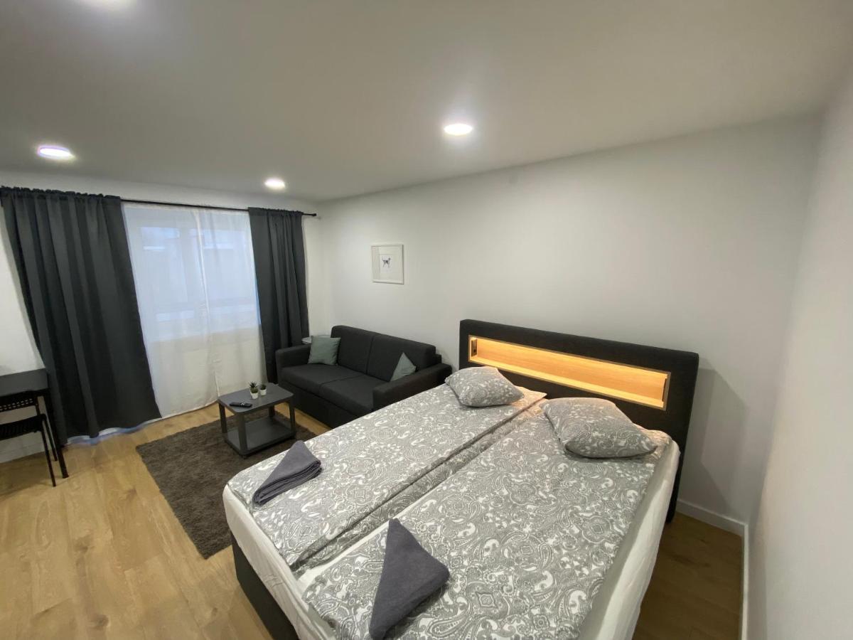 Akmene Center Apartment Naujoji Akmene Εξωτερικό φωτογραφία