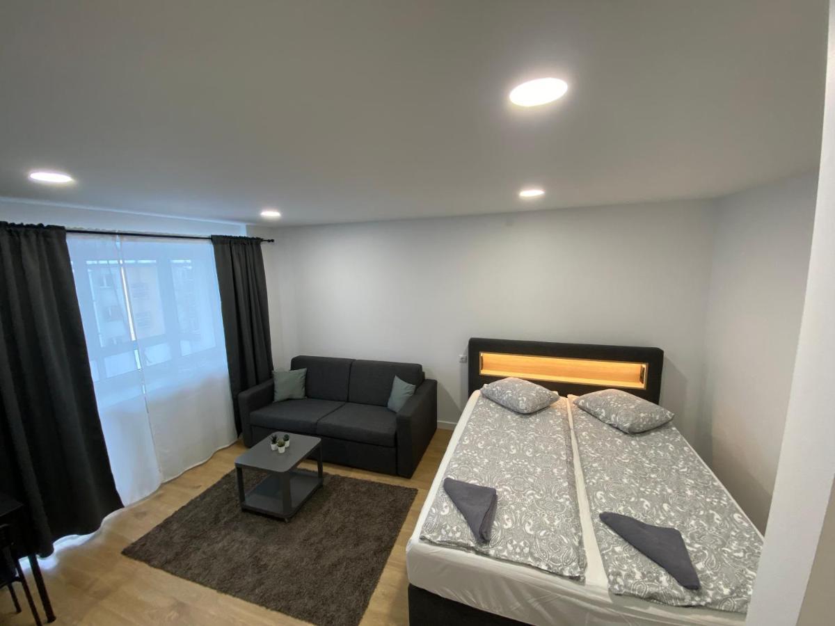 Akmene Center Apartment Naujoji Akmene Εξωτερικό φωτογραφία