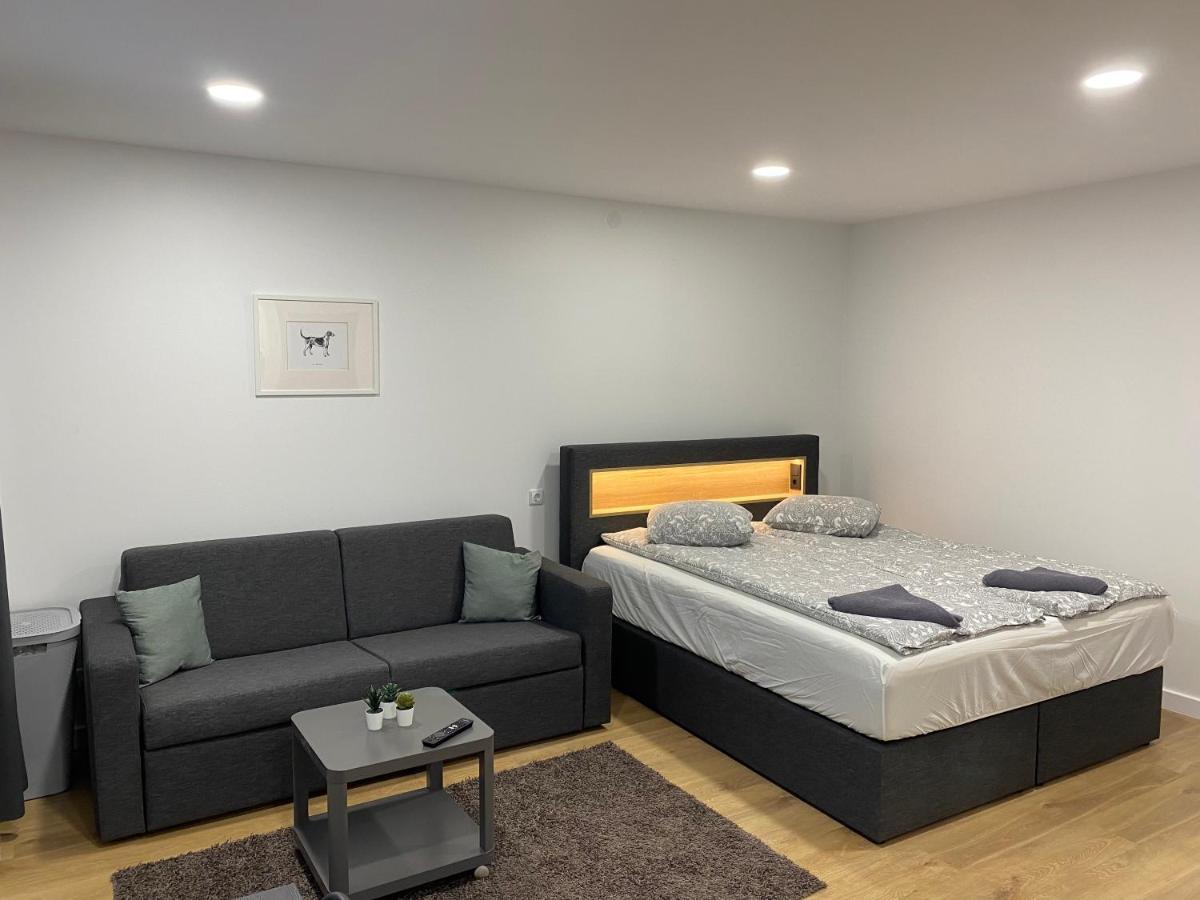 Akmene Center Apartment Naujoji Akmene Εξωτερικό φωτογραφία